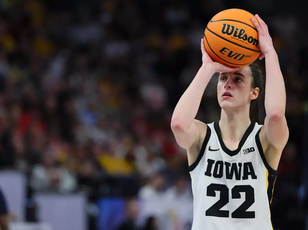 Caitlin Clark Sets 3-Point Record, Iowa Wins in Big Ten tourney